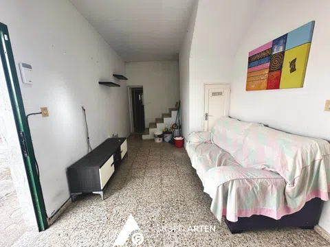 109571004-24